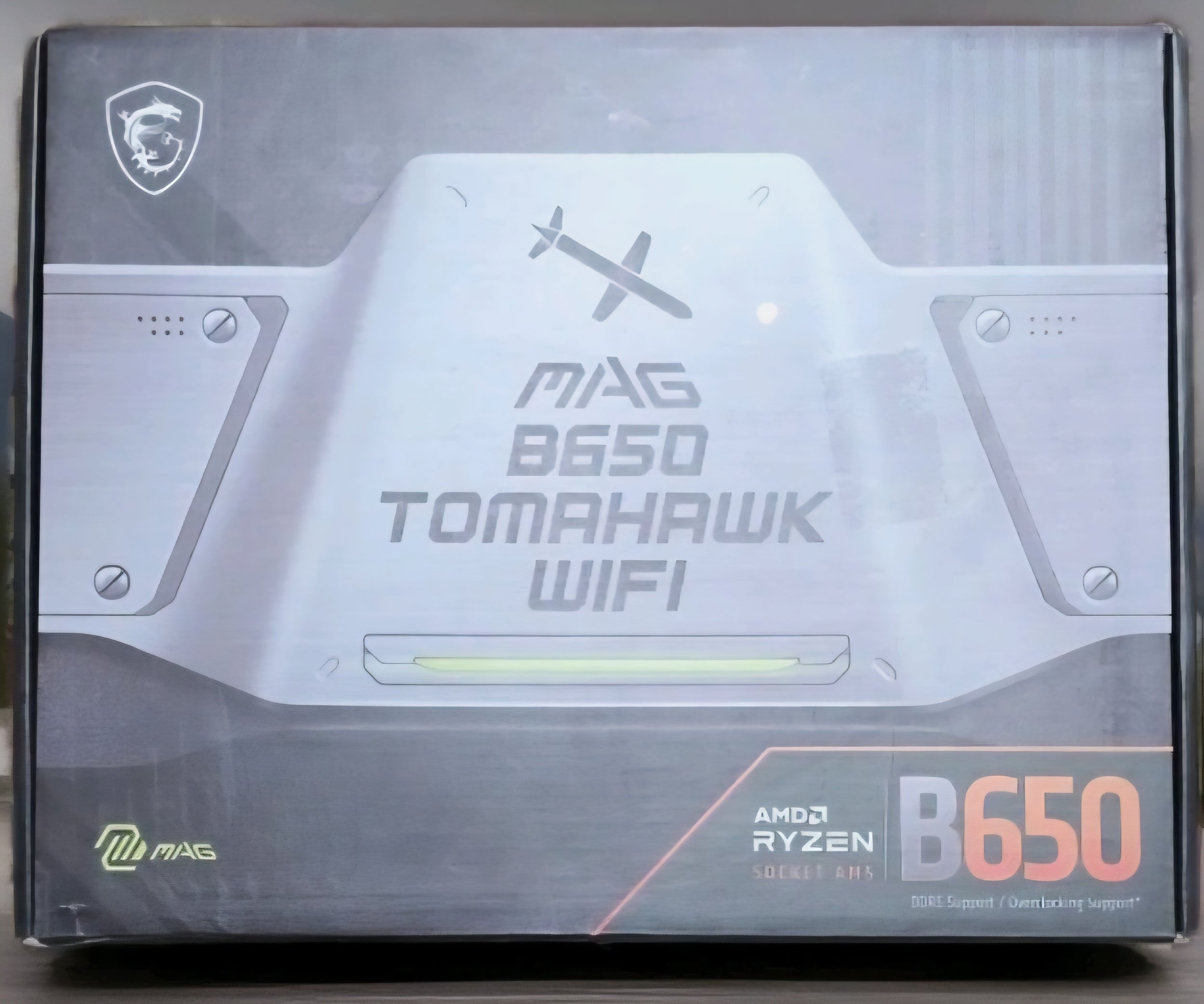 MSI Mag B650 Tomahawk WiFi Gaming Motherboard